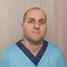 Малютин Вячеслав Геннадьевич, стоматолог-хирург