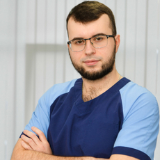 Свириденко Дмитрий Евгеньевич, стоматолог-терапевт