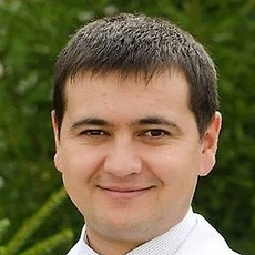 Курбанов Садырбек Абдувакасович, офтальмолог