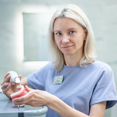 Лаевская Юлия Сергеевна, ортодонт