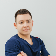 Яковлев Илья Андреевич, челюстно-лицевой хирург