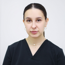 Берсенева Валерия Евгеньевна, стоматолог-хирург