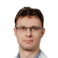 Никулин Максим Евгеньевич, офтальмолог-хирург