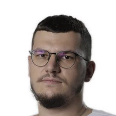 Павлов Егор Артурович, стоматолог-хирург