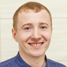 Татаринов Владимир Леонидович, стоматолог-терапевт