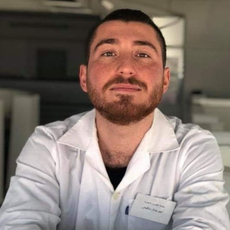 Аихам Джамалович Манафихи, стоматолог-терапевт