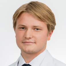 Красиков Артем Владимирович, стоматолог-хирург