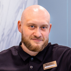 Николаев Ярослав Сергеевич, стоматолог-хирург