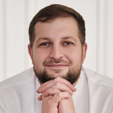 Тарасов Кирилл Юрьевич, стоматолог-хирург