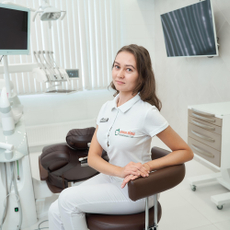 Салямова Виктория Альфредовна, стоматолог-терапевт