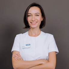 Бранова Кристина Александровна, стоматолог-терапевт