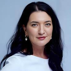 Карасева Кира Валериевна, стоматолог-хирург