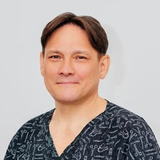 Нимаев Вадим Валерьевич, хирург
