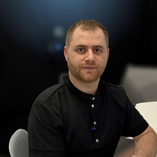 Зейналян Айк Арамаисович, стоматолог-ортопед