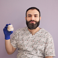 Науфаль Сулейман, стоматолог-ортопед