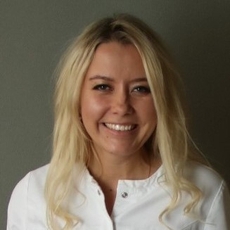 Тимофеева (Чадаева) Зинаида Борисовна, стоматолог-терапевт