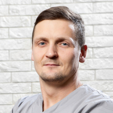 Хропов Николай Сергеевич, стоматолог-хирург