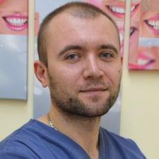 Дроздов Александр Владимирович, стоматолог-хирург