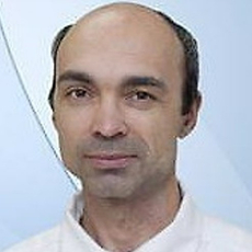 Зинатуллин Рустам Хамитович, стоматолог-терапевт