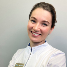 Ключанская Анна Дмитриевна, стоматолог-терапевт