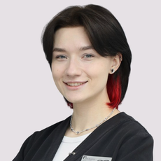 Пчелинцева Екатерина Михайловна, стоматолог-терапевт