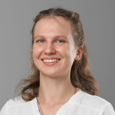 Вологжанина Екатерина Викторовна, стоматолог-хирург