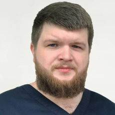 Усманов Тимур Анатольевич, стоматолог-терапевт