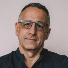 Бесяков Виталий Рувимович, стоматолог-ортопед