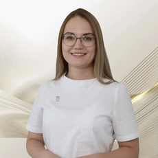 Варлакова Евгения Александровна, стоматолог-терапевт