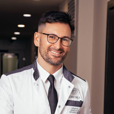 Арбатов Вячеслав Витальевич, пластический хирург