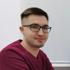 Вологдин Николай Александрович, стоматолог-терапевт