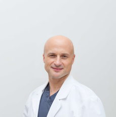 Кожухов Арсений Александрович, офтальмолог