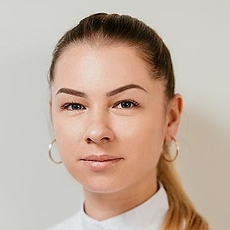 Коваленко Елена Николаевна, стоматолог-терапевт