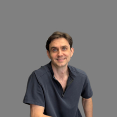 Плаксюк Игорь Олегович, стоматолог-хирург