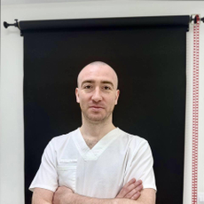 Дзуцев Аслан Юрьевич, стоматолог-ортопед