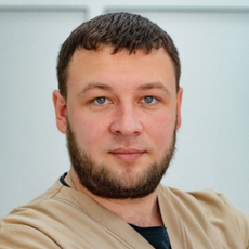 Николаев Алексей Сергеевич, стоматолог-терапевт