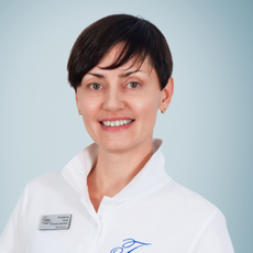 Комарова Анна Владиславовна, врач-косметолог