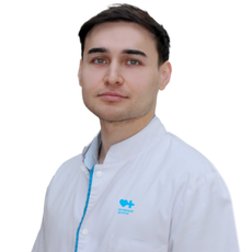 Нефтуллаев Максим Зейнуллаевич, стоматолог-терапевт