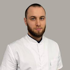 Ашуралов Рамазан Алиевич, стоматолог-хирург