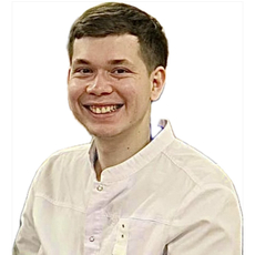 Гиниятуллин Ильназ Газинурович, ортопед