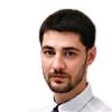 Ульянов Денис Игоревич, стоматолог-терапевт