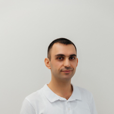 Саргсян Артем Азатович, стоматолог-ортопед