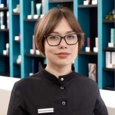 Воронина Оксана Вячеславовна, врач-косметолог