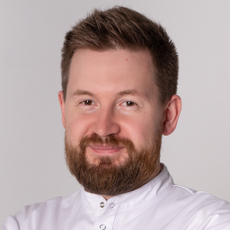 Сазанов Вадим Эдуардович, стоматолог-терапевт