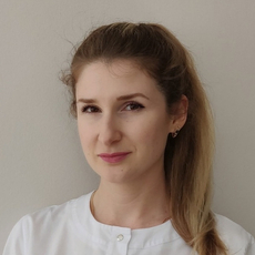 Толощенко Анна Георгиевна, стоматолог-терапевт