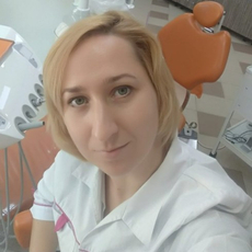 Харламова Наталья Евгеньевна, стоматолог-терапевт