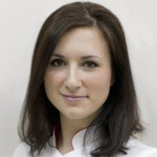 Назаренко (Чернавкина) Елена Владимировна, стоматолог-терапевт