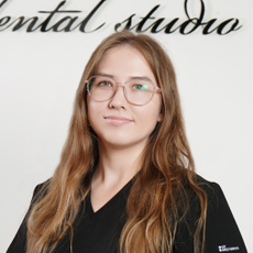 Ельмекеева Эвелина Аркадьевна, стоматологический гигиенист