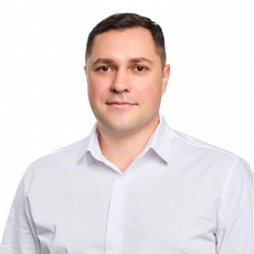 Симонов Василий Владимирович, стоматолог-терапевт