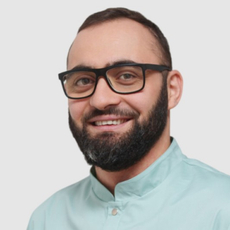 Ахмедов Рамазан Рамазанович, стоматолог-хирург